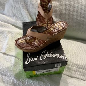 Sam Edelman wedges Natural size 9